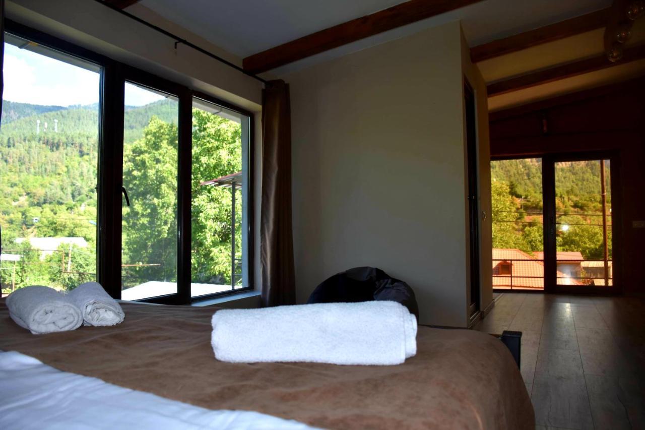 Holiday Home Borjomi Esterno foto