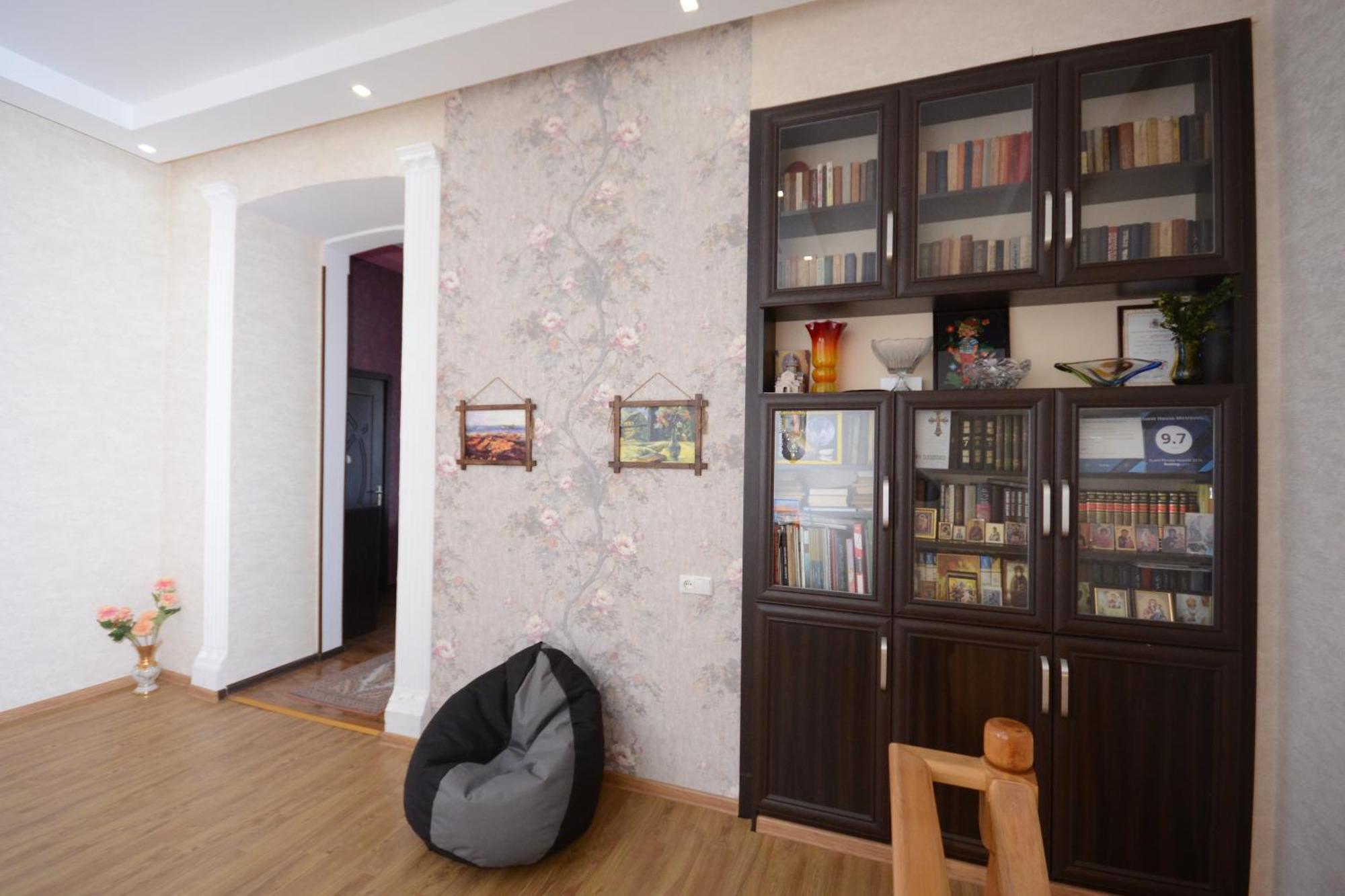 Holiday Home Borjomi Esterno foto